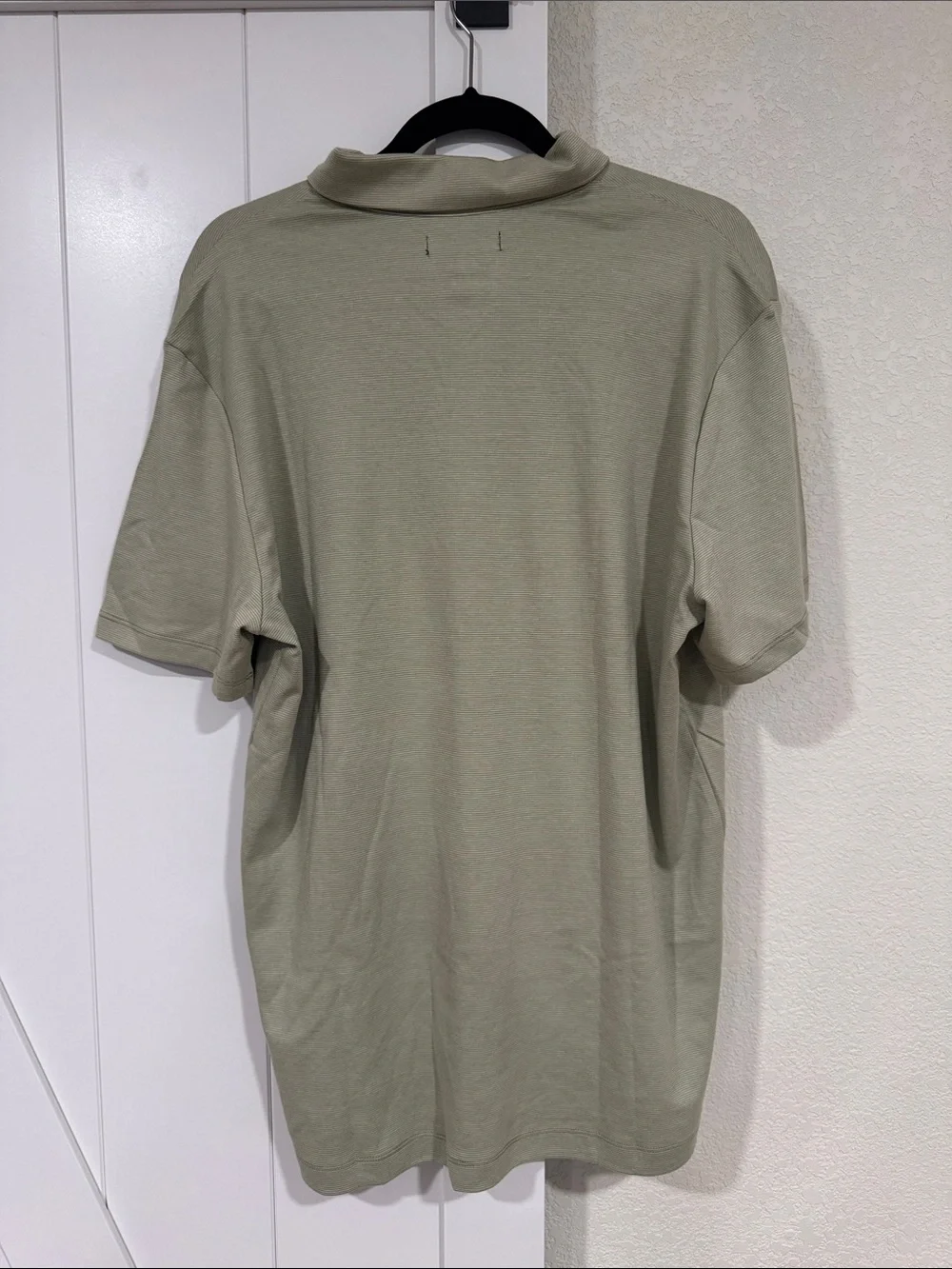 New with tags Banana Republic Luxe Touch Polo – Men’s Size Large